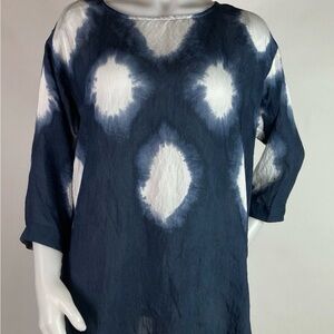 Ali Miles Blue and White Tie-Dye Tunic